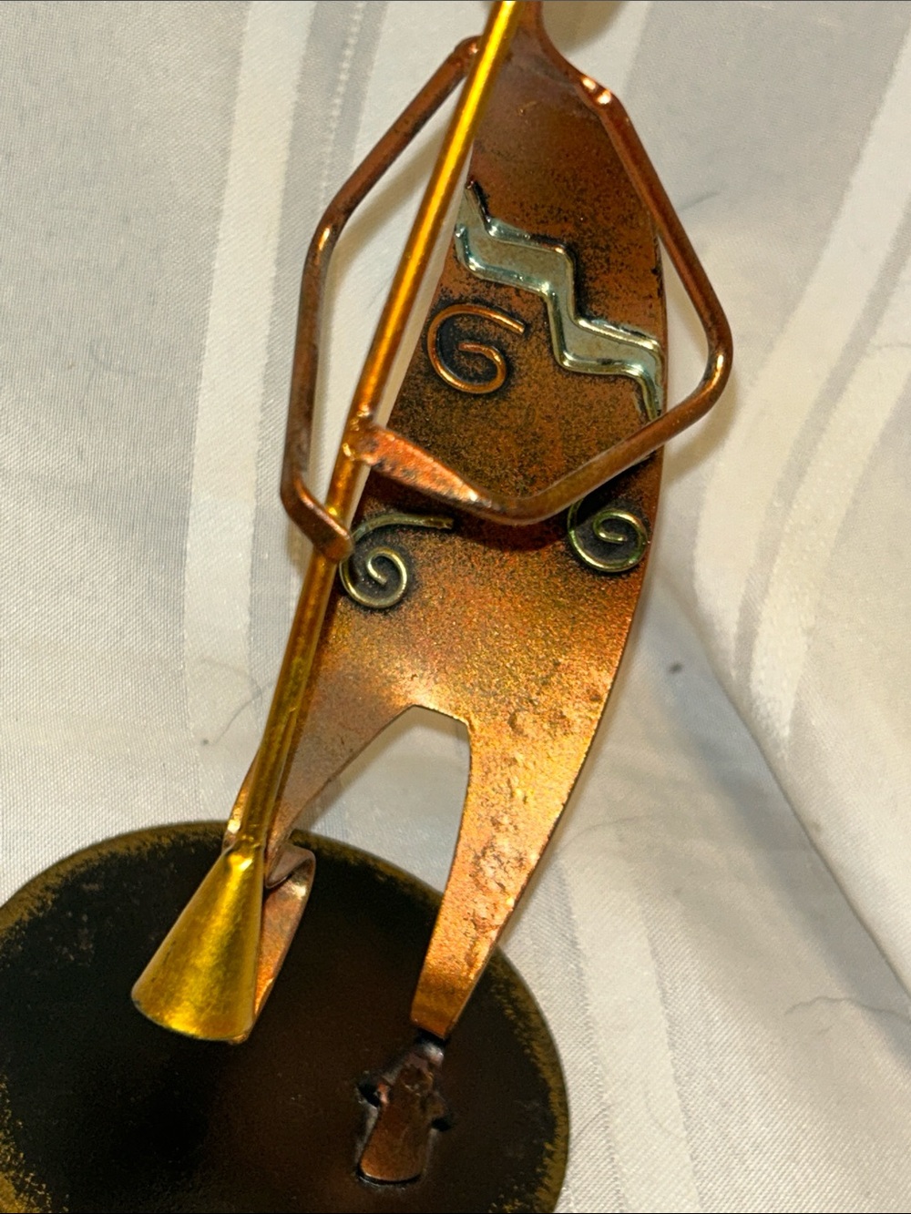 Tabletop Kokopelli Musician Sculpture in Copper and Gold (LC) - Picture 6 of 9